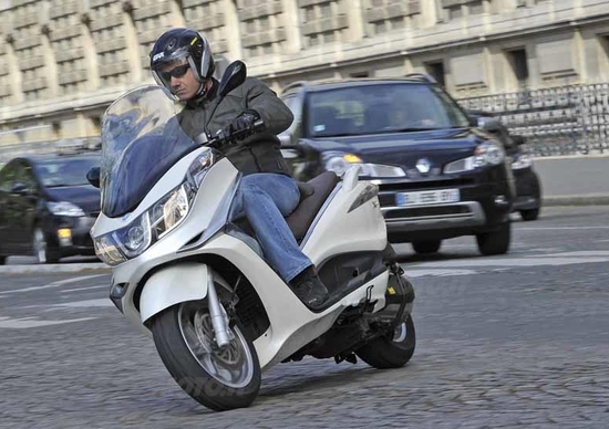 Piaggio X10 350 Executive Piaggio X10 350 Executive
