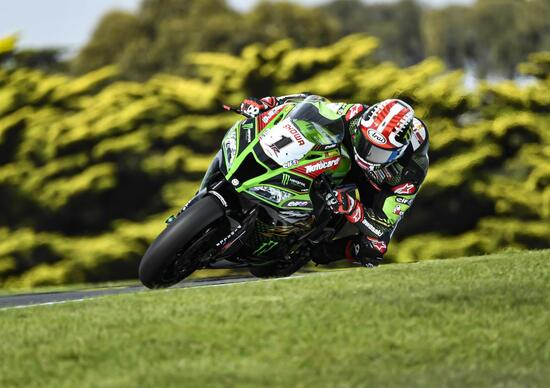 SBK 2020, Jonathan Rea si impone nella Superpole race di Phillip Island SBK 2020, Jonathan Rea si impone nella Superpole race di Phillip Island