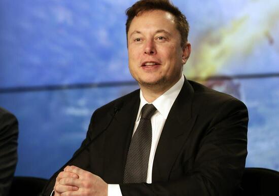Musk: “ il panico da coronavirus è stupido” Musk: “ il panico da coronavirus è stupido”