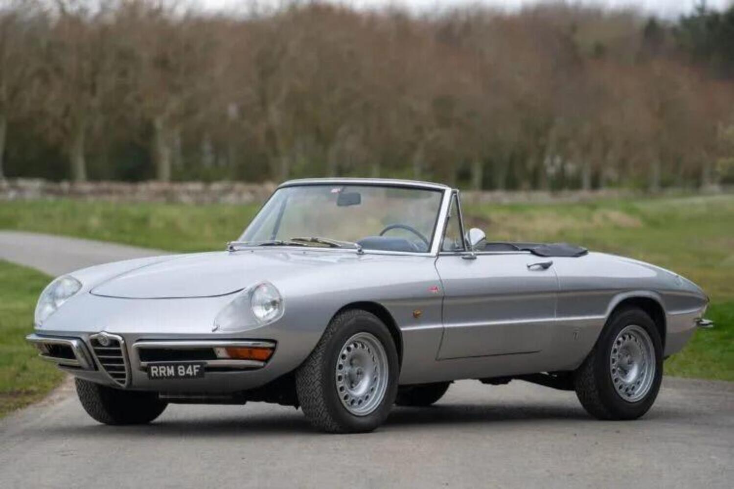 Alfa Romeo Spider usate a caro prezzo: quanto vale un Duetto prima serie? La video recensione di Metcalfe porta il suo oltre i 55K euro