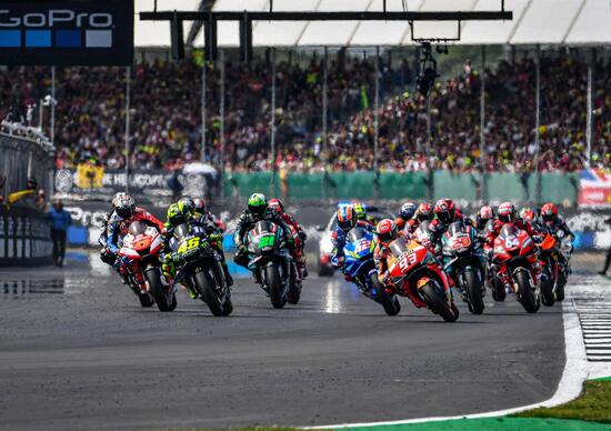 MotoGP. Sviluppo congelato fino al 2021 MotoGP. Sviluppo congelato fino al 2021