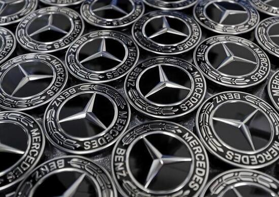 Scandalo in Germania? Le vendite Daimler (Mercedes) potrebbero essere bloccate per via di brevetti tecnologici Scandalo in Germania? Le vendite Daimler (Mercedes) potrebbero essere bloccate per via di brevetti tecnologici