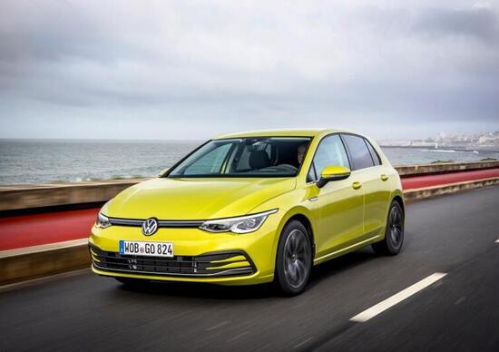 Volkswagen, stop alle consegne della Golf 8 Volkswagen, stop alle consegne della Golf 8