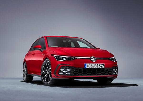L’ampia gamma VW Golf ha i giorni contati con il crescere delle nuove auto elettriche (ID a tutto MEB): dubbi per lo stop dopo Golf 9