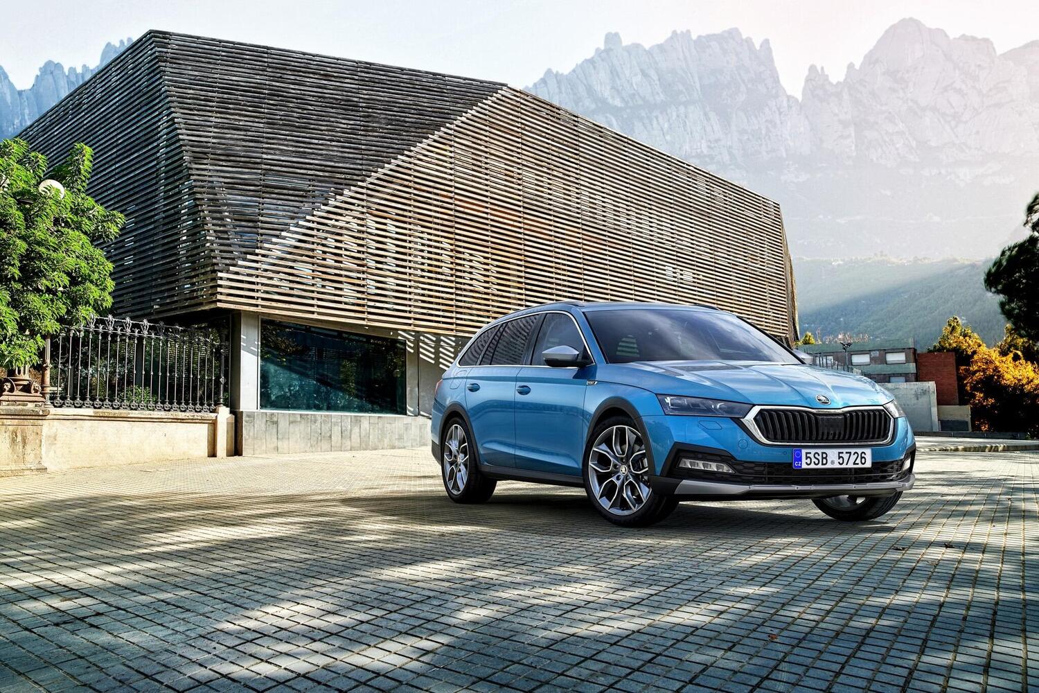 Skoda Octavia Scout 2020, ora è anche mild hybrid