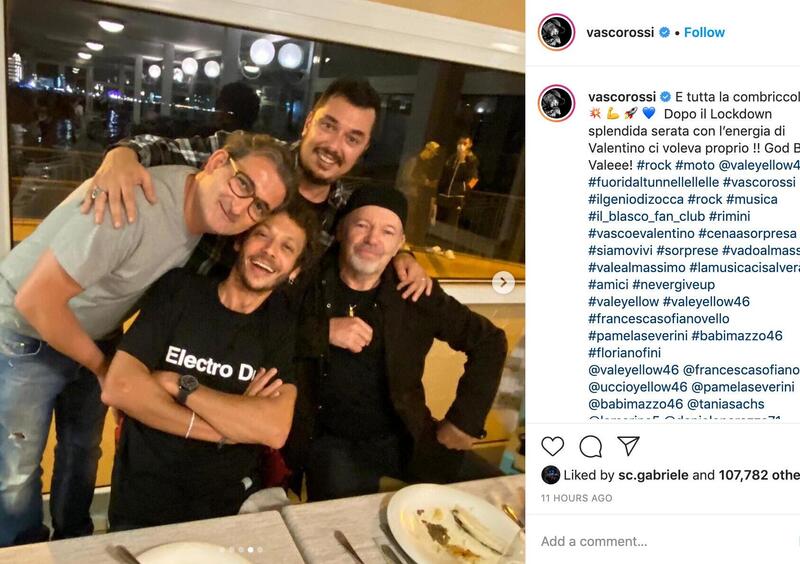 Valentino Rossi E Vasco Rossi Si Incontrano A Rimini Motogp Moto It