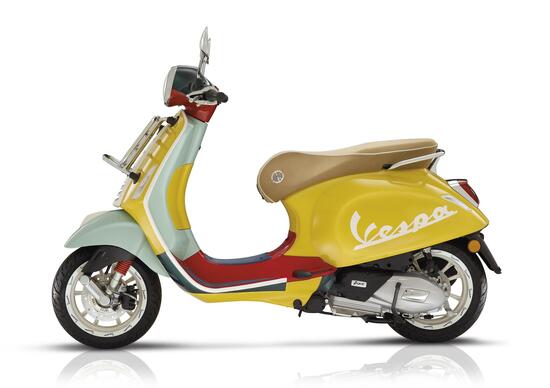 Vespa Primavera Sean Wotherspoon. Serie limitata d'artista Vespa Primavera Sean Wotherspoon. Serie limitata d'artista