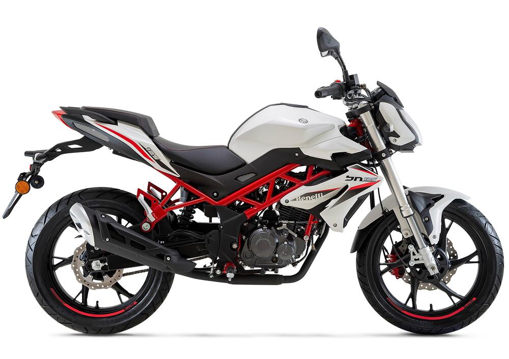 Benelli BN 125 (2018 - 20), Prezzo E Scheda Tecnica - Moto.it