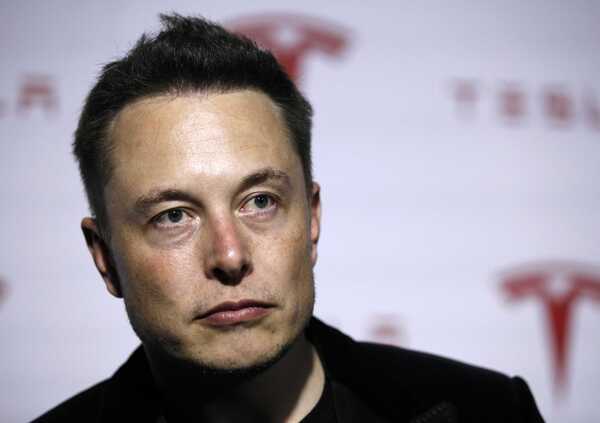 Tesla, guida autonoma di livello 5 «entro la fine dellanno»