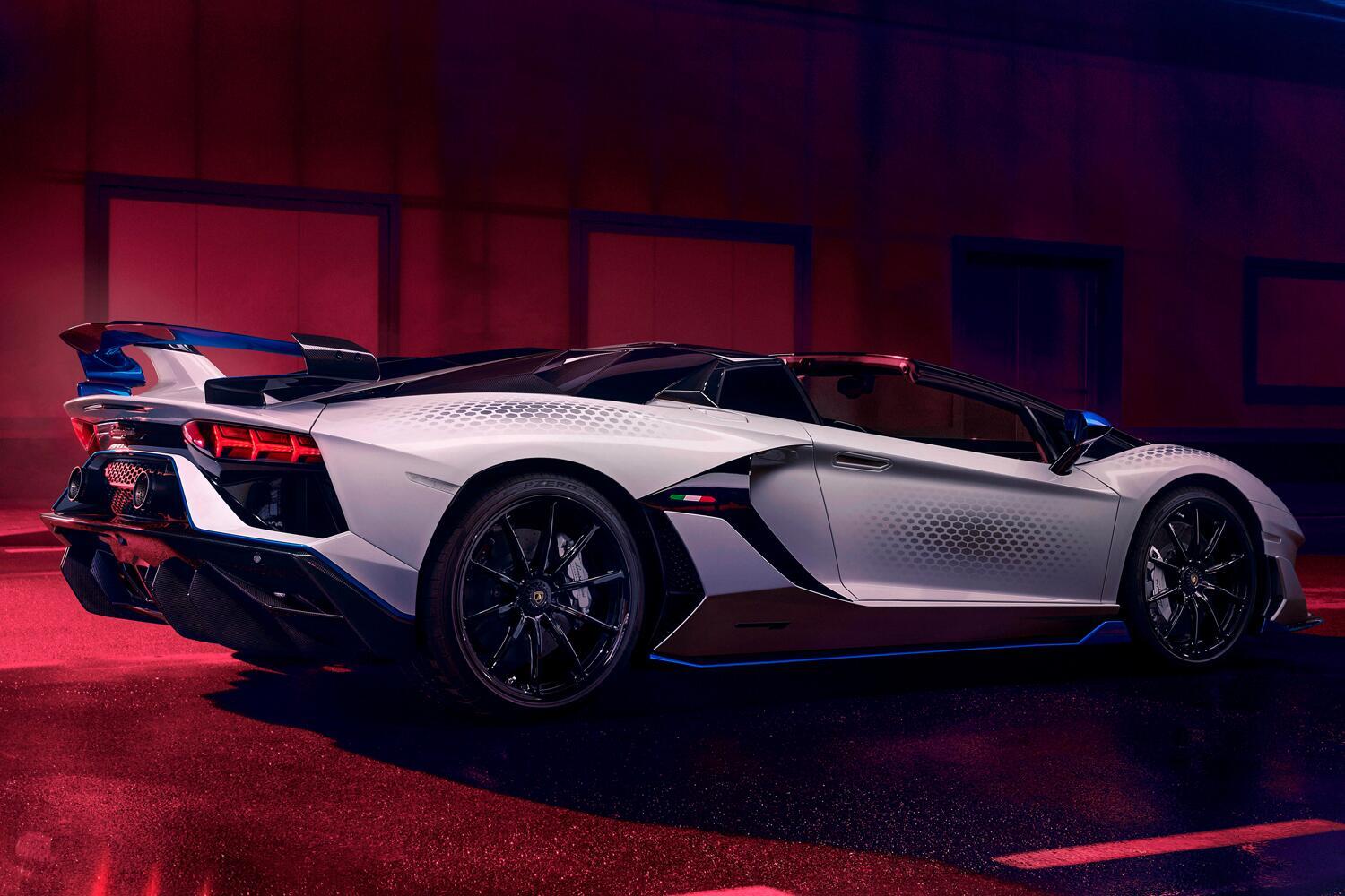 Lamborghini Aventador SVJ Xago Edition retro