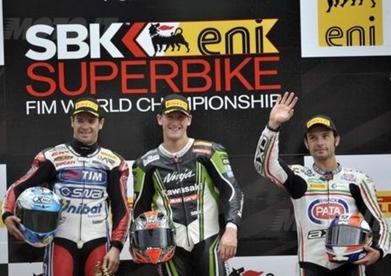 SBK. Sykes vince gara uno a Portimao SBK. Sykes vince gara uno a Portimao