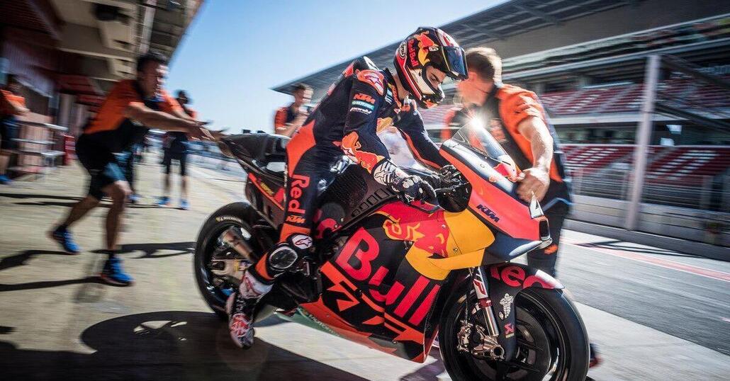 MotoGP. Poncharal (KTM): “Dani Pedrosa è piccolino ma si fa valere”