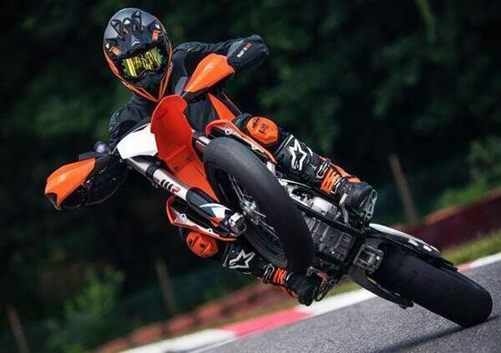 KTM presenta la nuova 450 SMR KTM presenta la nuova 450 SMR