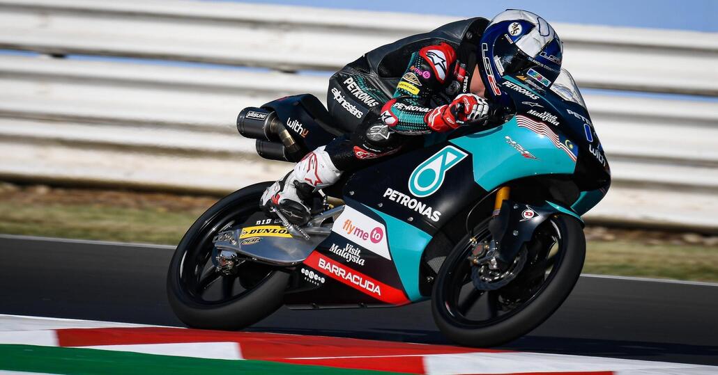 MotoGP 2020. GP di San Marino e della Riviera di Rimini, Moto3: McPhee vince, si riapre il Mondiale