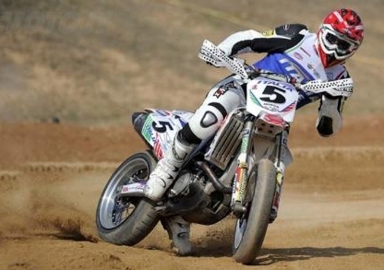 Supermoto delle Nazioni 2012: gli Azzurri secondi in qualifica Supermoto delle Nazioni 2012: gli Azzurri secondi in qualifica