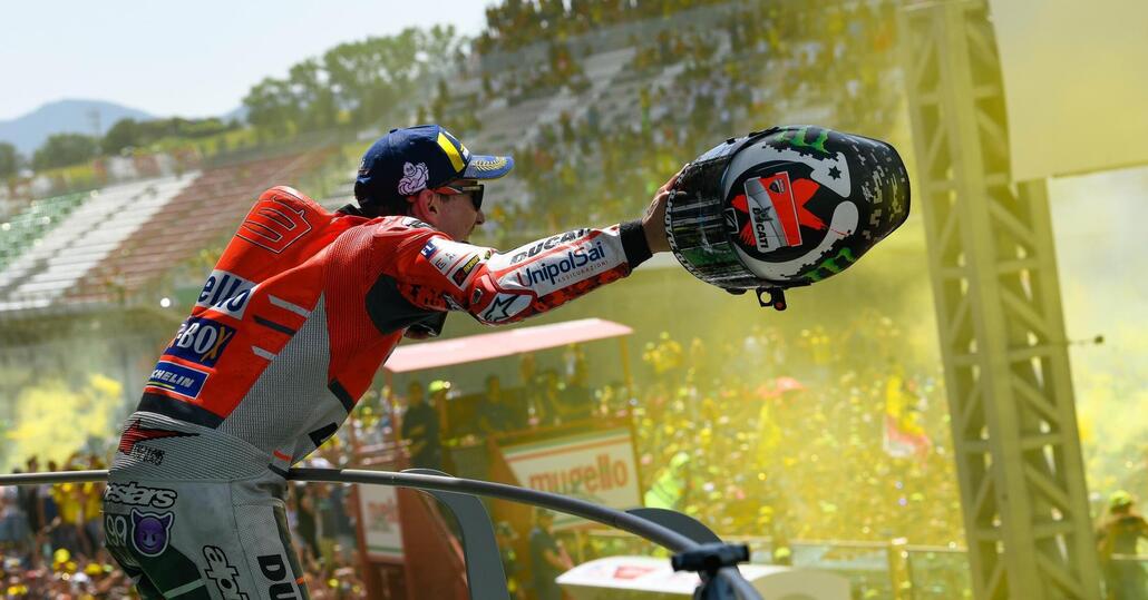 MotoGP, Tardozzi (Ducati): Lorenzo racconta le cose secondo il suo punto di vista