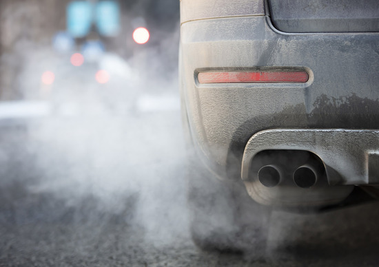 Emissioni auto, Parlamento Europeo chiede regole più severe Emissioni auto, Parlamento Europeo chiede regole più severe