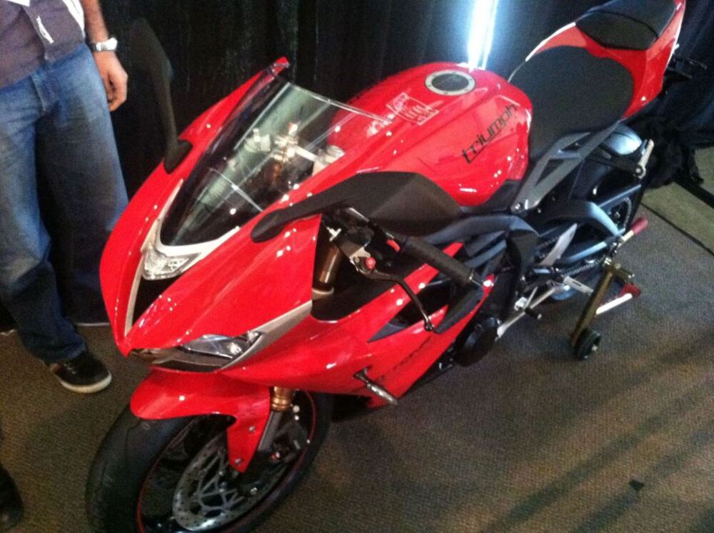 Мод на спортбайк. Мотоцикл со вторым номером.