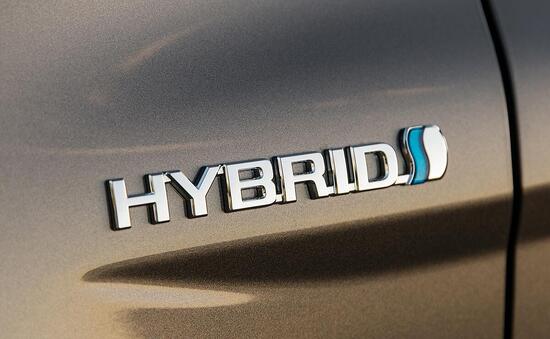 Hybrid-gate? No, ma le ibride plug-in consumano 3-4 volte il dichiarato. Ecco perché... Hybrid-gate? No, ma le ibride plug-in consumano 3-4 volte il dichiarato. Ecco perché...