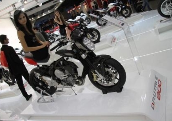 Nuova MV Agusta Brutale 800 2013! Nuova MV Agusta Brutale 800 2013!