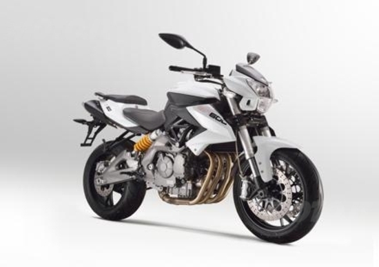 Nuove Benelli BN600 e UNO C 250 a EICMA 2012 Nuove Benelli BN600 e UNO C 250 a EICMA 2012