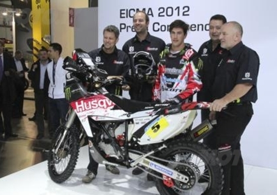 Husqvarna: concept Baja e TE449RR Dakar ad EICMA 2012 Husqvarna: concept Baja e TE449RR Dakar ad EICMA 2012