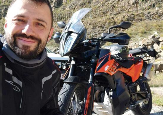 KTM 890 Adventure: la stiamo provando ora in Grecia! KTM 890 Adventure: la stiamo provando ora in Grecia!