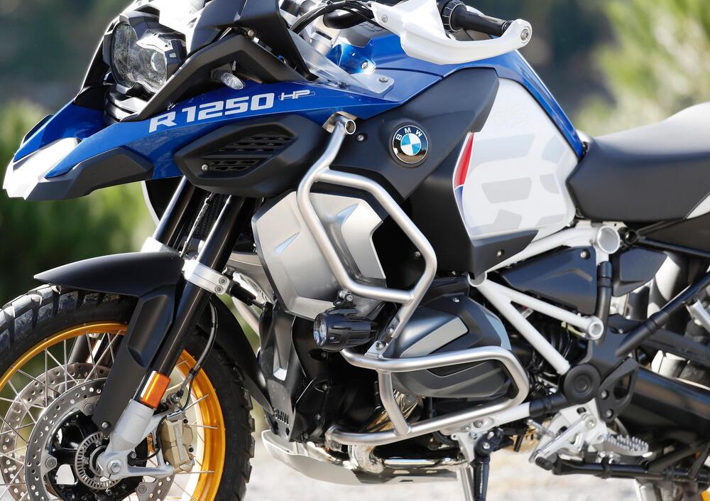 Bmw R 1250 GS Adventure (2021), prezzo e scheda tecnica - Moto.it