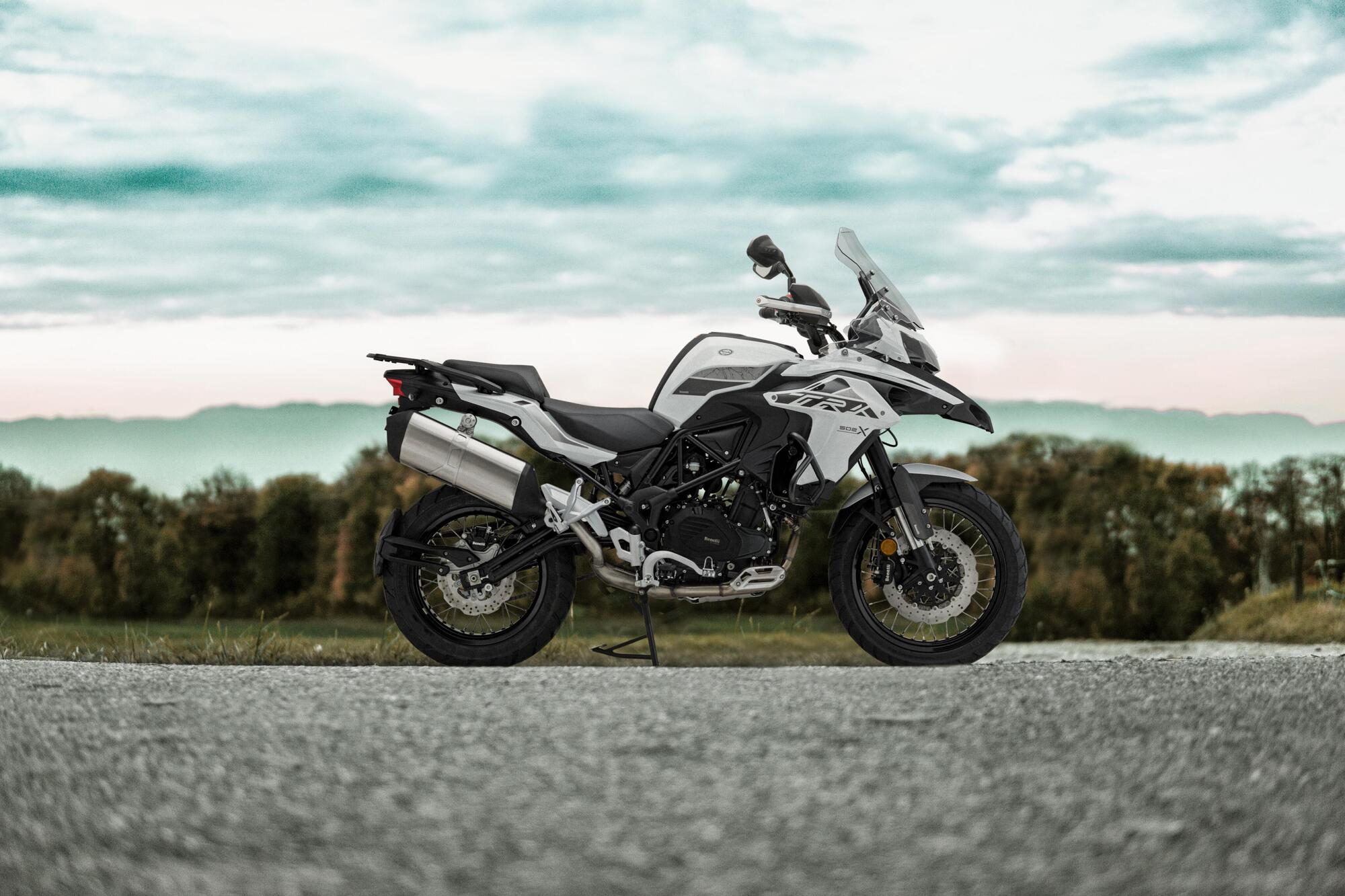 Benelli TRK 502 X (2021), prezzo e scheda tecnica - Moto.it