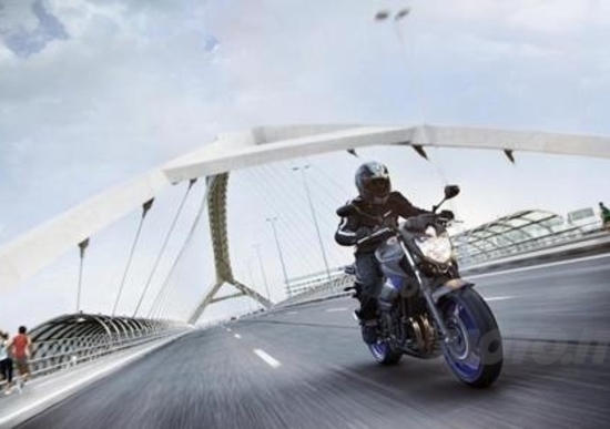 Promozioni Yamaha sulle 4 cilindri stradali XJ6, FZ8 ed FZ1 Promozioni Yamaha sulle 4 cilindri stradali XJ6, FZ8 ed FZ1