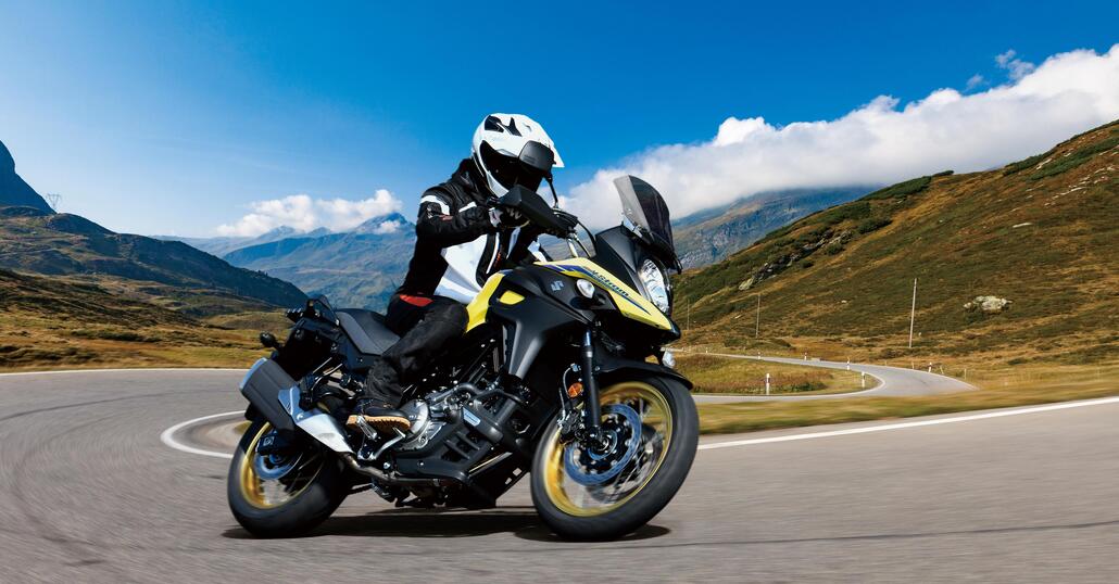 Suzuki V-Strom 650 e 650XT 2021. Euro 5 e kit touring compreso
