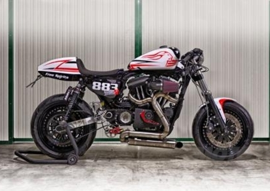 Al Motor Bike Expo di Verona Free Spirits presenta la sua Harley-Davidson 883R Al Motor Bike Expo di Verona Free Spirits presenta la sua Harley-Davidson 883R