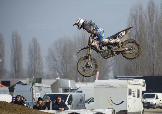 Le foto degli incidenti allo Starcross Le foto degli incidenti allo Starcross