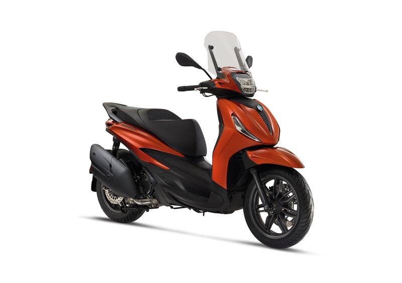 Top Speed Piaggio Beverly 400s PIAGGIO BEVERLY 400 S Karasna