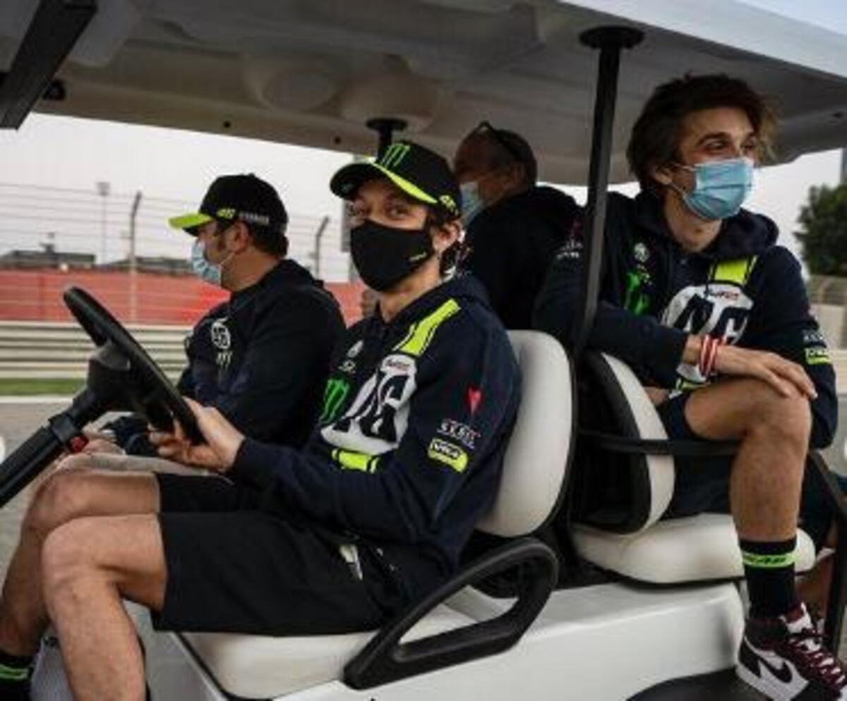 12 Ore del Golfo: le prime foto di Valentino Rossi, Luca ...