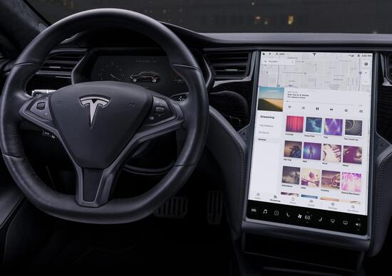 Tesla, problemi al touchscreen: in Usa ritirati 160mila modelli Tesla, problemi al touchscreen: in Usa ritirati 160mila modelli