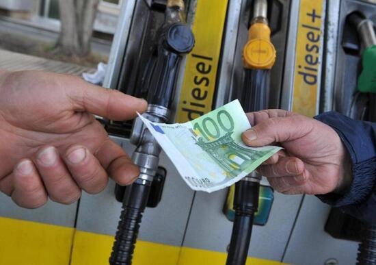 Carburanti: consumi in forte calo nel 2020 Carburanti: consumi in forte calo nel 2020
