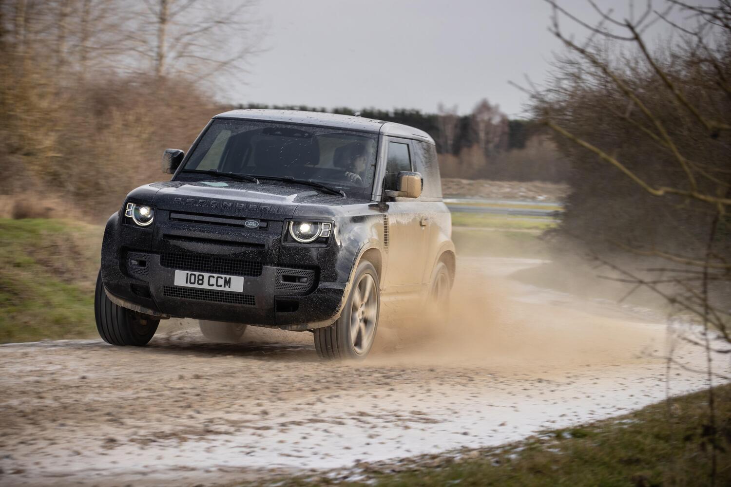 Nuova Land Rover Defender, con il V8 è la più potente di sempre