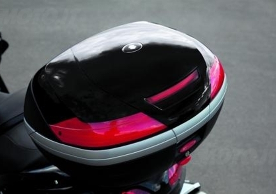 Suzuki presenta la linea accessori dedicata al Burgman 650 Suzuki presenta la linea accessori dedicata al Burgman 650
