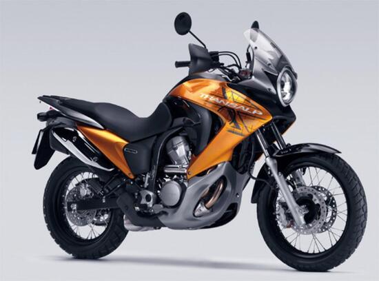 Nuova Honda Transalp in arrivo? Il nome c'è - News - Moto.it
