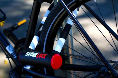 l azienda gas produce abbigliamento o biciclette