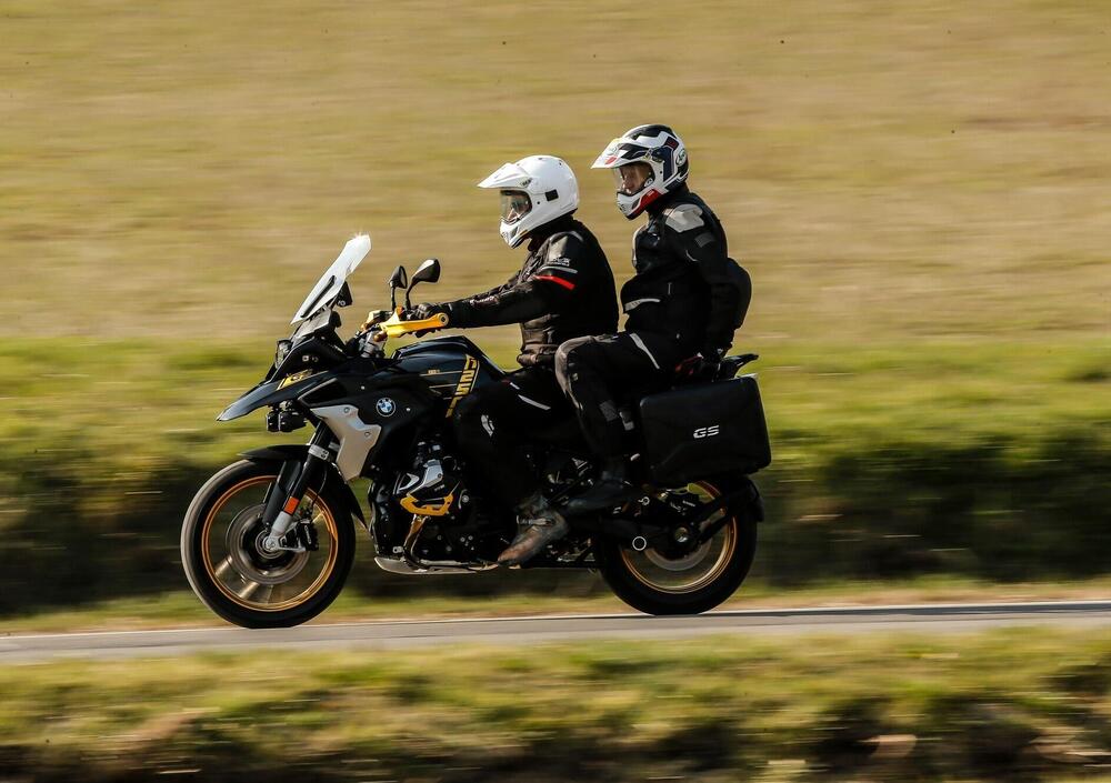 ducati multistrada vs bmw r1250gs