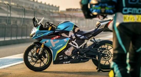 CFMOTO 250 SR Racing CFMOTO 250 SR Racing
