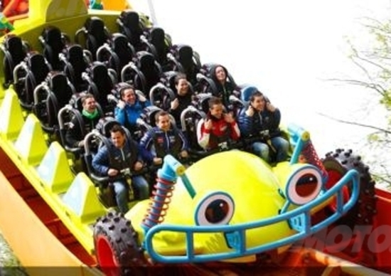 I piloti della MotoGP in gita a Disneyland Paris I piloti della MotoGP in gita a Disneyland Paris