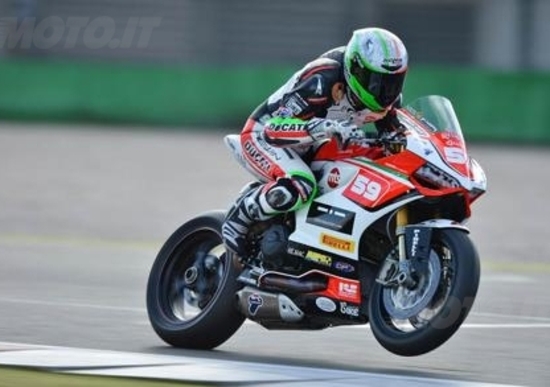 Niccolò Canepa a Donington con il Team Ducati Alstare Niccolò Canepa a Donington con il Team Ducati Alstare