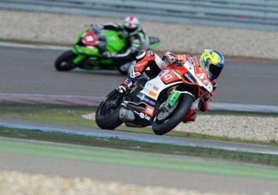 Superbike e Superstock, la vera differenza Superbike e Superstock, la vera differenza