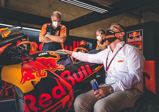 MotoGP: Dani Pedrosa di nuovo nella mischia come wild card? Pit Beirer: E' una possibilità, ma non ora MotoGP: Dani Pedrosa di nuovo nella mischia come wild card? Pit Beirer: E' una possibilità, ma non ora