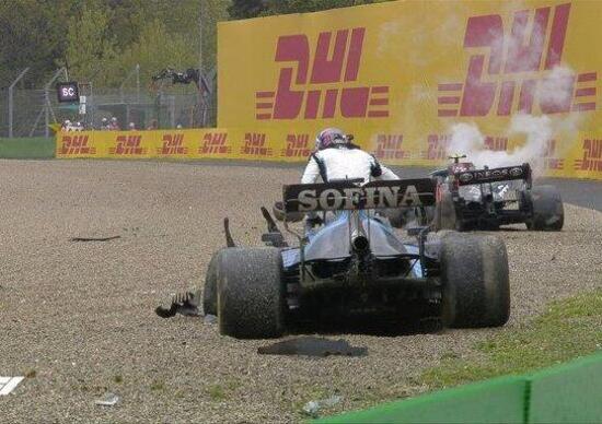 F1, GP Emilia Romagna 2021: Incidente fra Bottas e Russell F1, GP Emilia Romagna 2021: Incidente fra Bottas e Russell