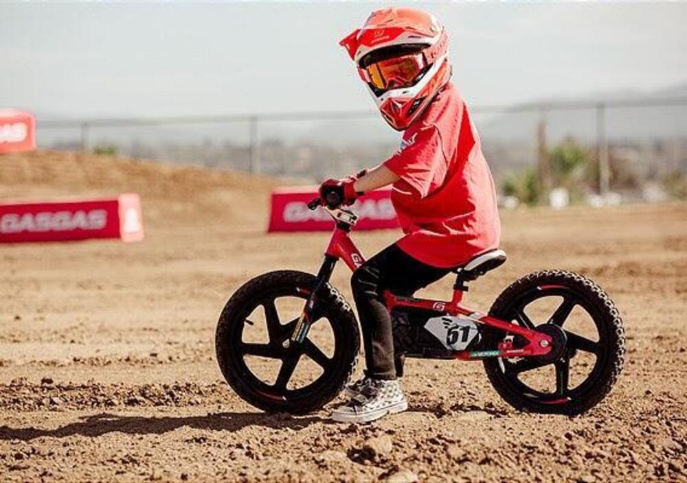 GasGas firma due balance bike elettriche di Stacyc - Moto.it