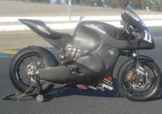 Taylormade Carbon2, finalmente innovazione in Moto2? Taylormade Carbon2, finalmente innovazione in Moto2?